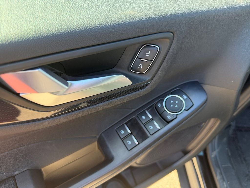 2024 Ford Escape ST-Line w/Tech Pkg