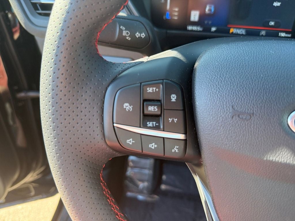 2024 Ford Escape ST-Line w/Tech Pkg