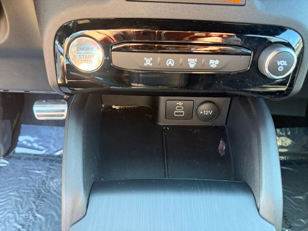 2024 Ford Escape ST-Line w/Tech Pkg