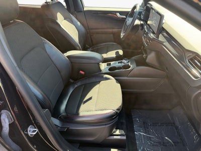2024 Ford Escape ST-Line w/Tech Pkg