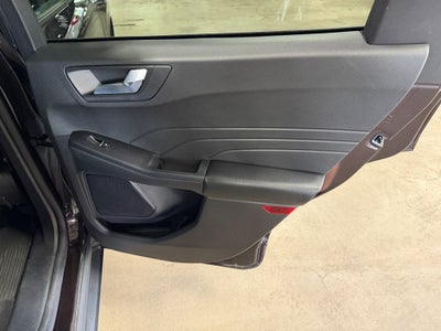 2023 Ford Escape ST-Line w/Cold Weather & Tech Pkg1