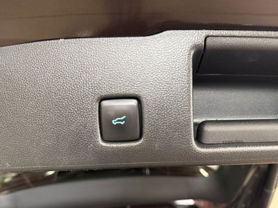 2023 Ford Escape ST-Line w/Cold Weather & Tech Pkg1