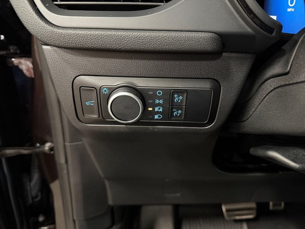 2023 Ford Escape ST-Line w/Cold Weather & Tech Pkg1