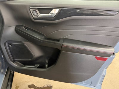 2023 Ford Escape ST-Line Select w/Tech2 Pkg