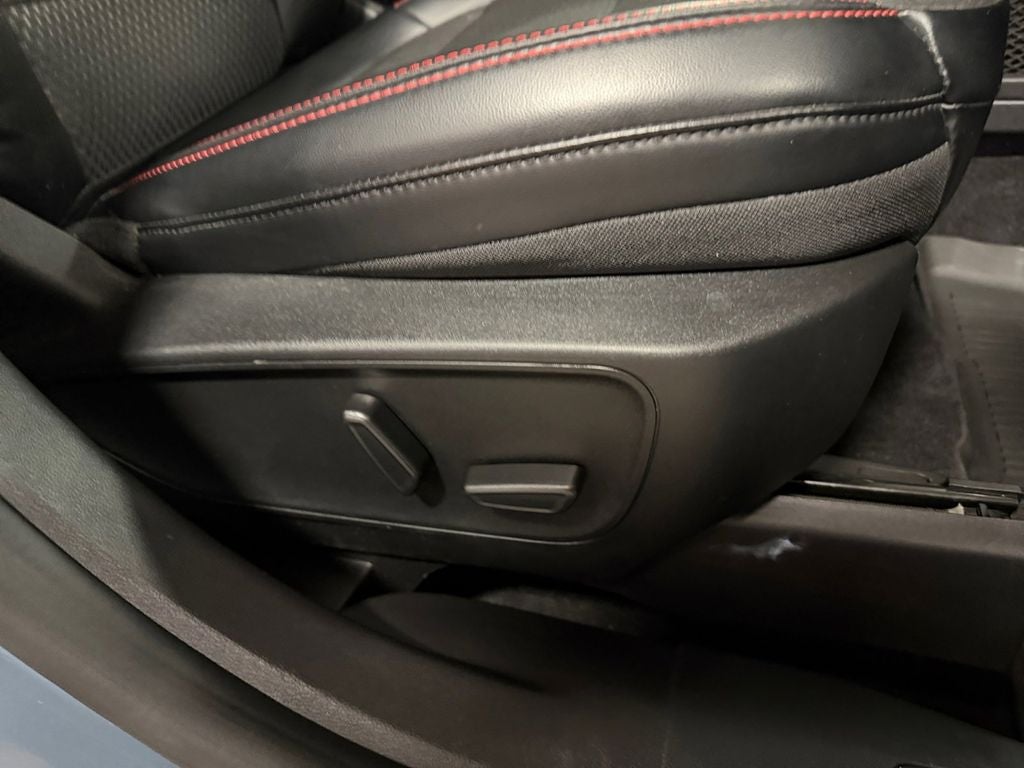 2023 Ford Escape ST-Line Select w/Tech2 Pkg