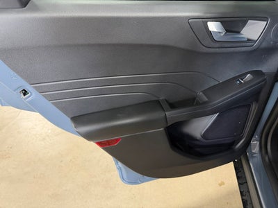 2023 Ford Escape ST-Line Select w/Tech2 Pkg