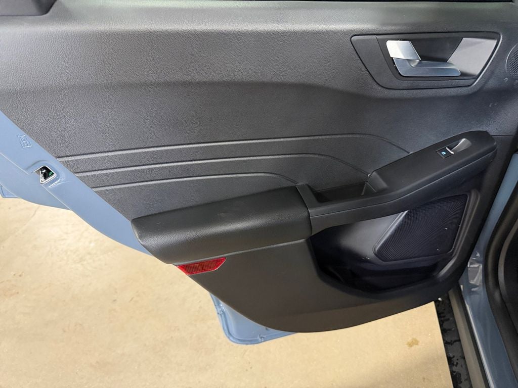 2023 Ford Escape ST-Line Select w/Tech2 Pkg
