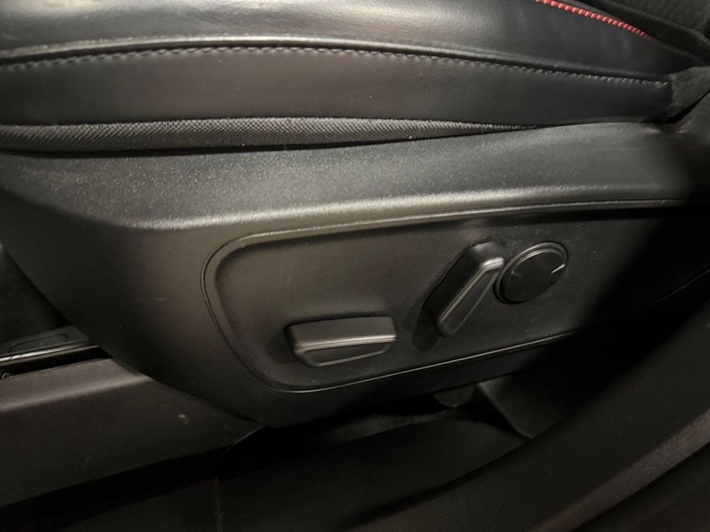 2023 Ford Escape ST-Line Select w/Tech2 Pkg