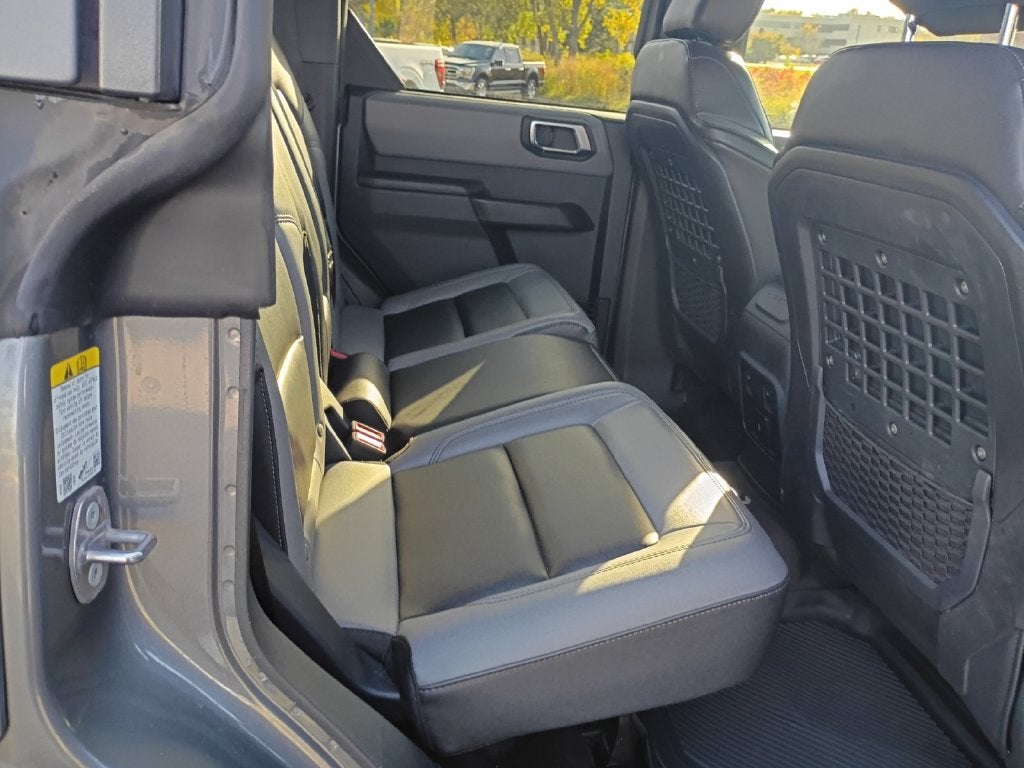 2024 Ford Bronco Big Bend Gold Certified w/Colour Molded HardTop