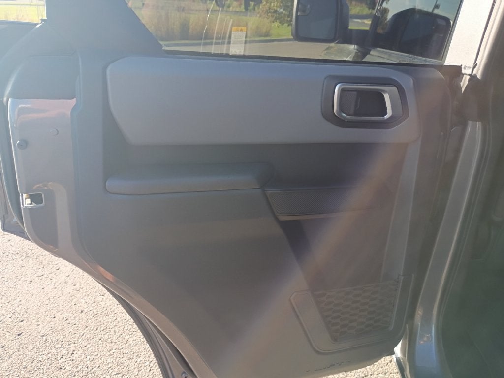 2024 Ford Bronco Big Bend Gold Certified w/Colour Molded HardTop