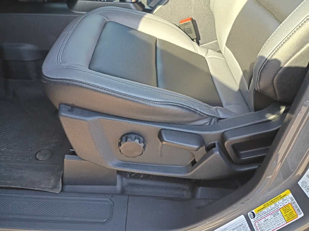 2024 Ford Bronco Big Bend Gold Certified w/Colour Molded HardTop