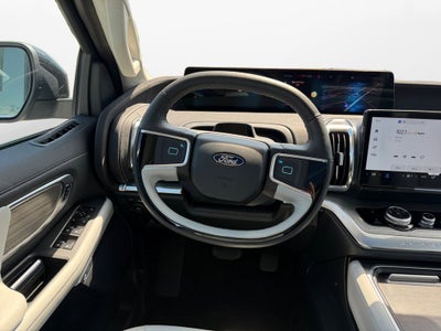 2025 Ford Expedition Max Platinum w/Drivers Package
