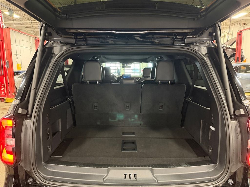 2024 Ford Expedition Max Platinum w/ Bluecruise & Heavy Duty Tow Pkg