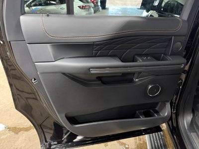 2024 Ford Expedition Max Platinum w/ Bluecruise & Heavy Duty Tow Pkg