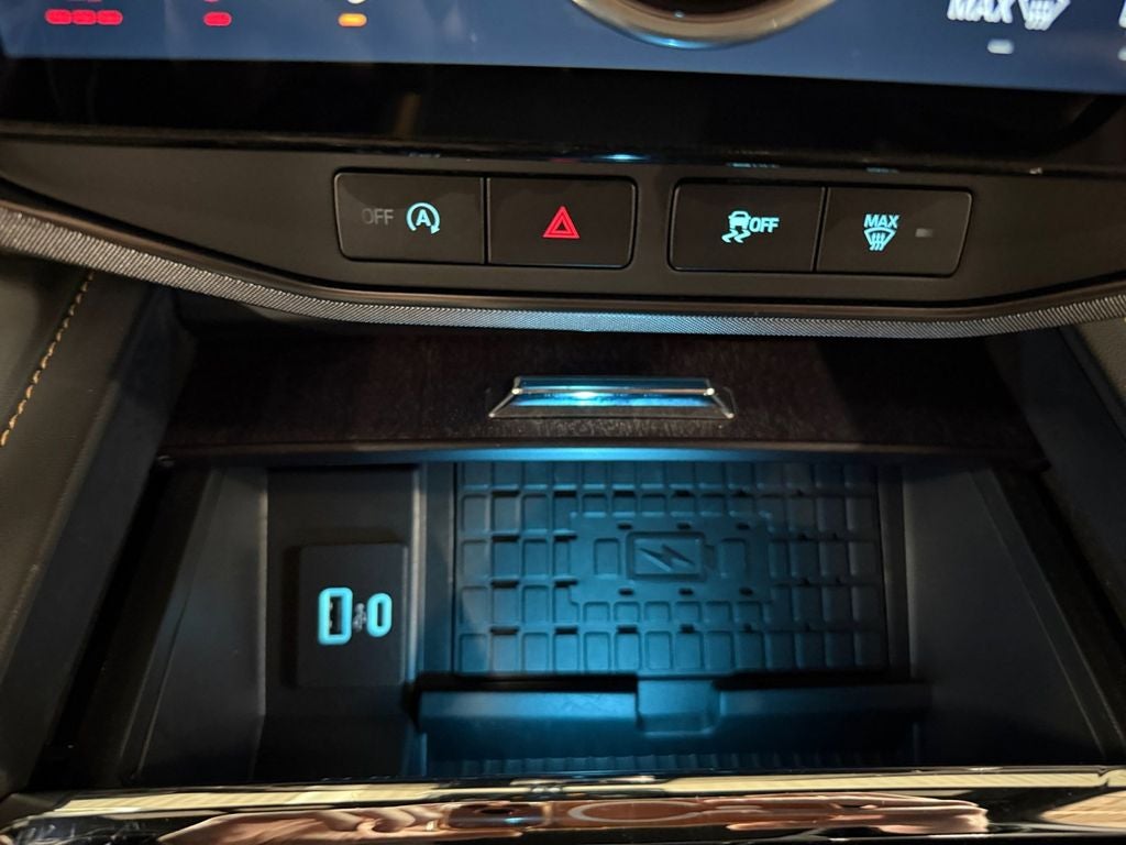 2024 Ford Expedition Max Platinum w/ Bluecruise & Heavy Duty Tow Pkg