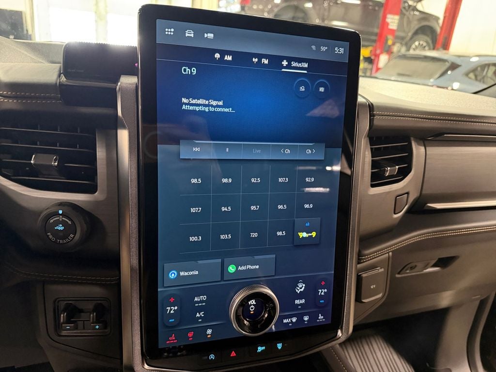 2024 Ford Expedition Max Platinum w/ Bluecruise & Heavy Duty Tow Pkg