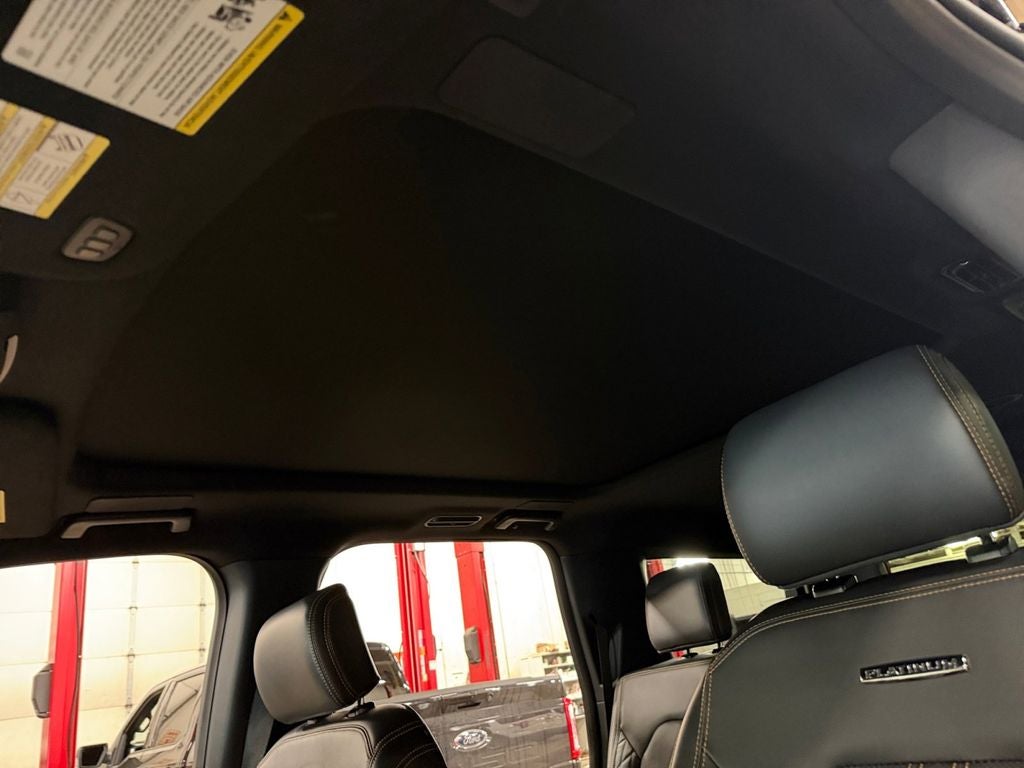 2024 Ford Expedition Max Platinum w/ Bluecruise & Heavy Duty Tow Pkg