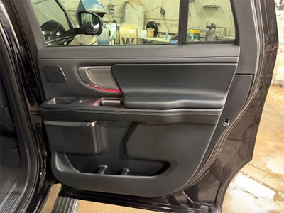 2025 Ford Expedition Max Platinum w/Bluecruise & Drivers Pkg