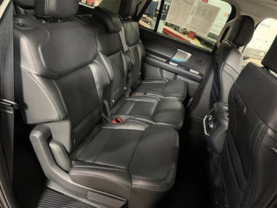 2025 Ford Expedition Max Platinum w/Bluecruise & Drivers Pkg