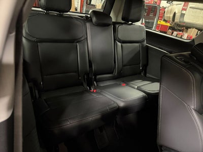 2025 Ford Expedition Max Platinum w/Bluecruise & Drivers Pkg