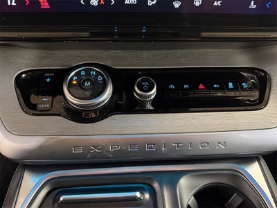 2025 Ford Expedition Max Platinum w/Bluecruise & Drivers Pkg