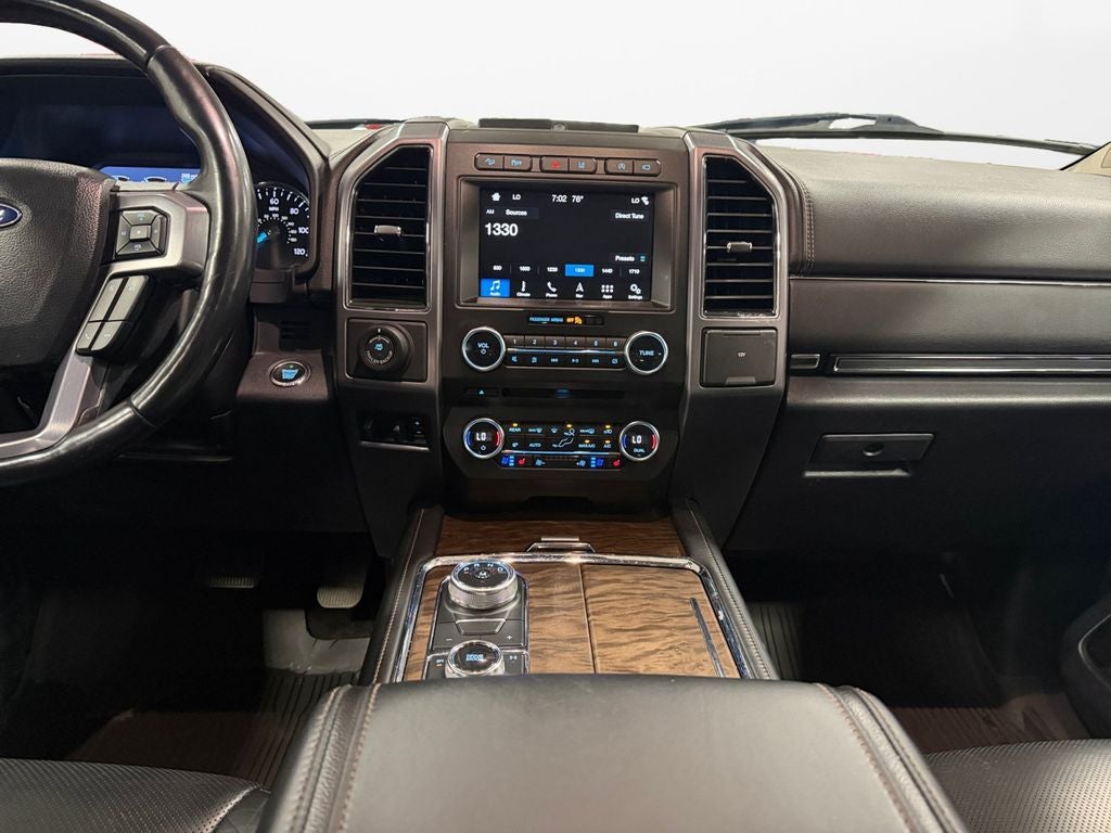 2018 Ford Expedition Max Platinum w/Drivers Assistance & Heavy Duty Tow Pkg