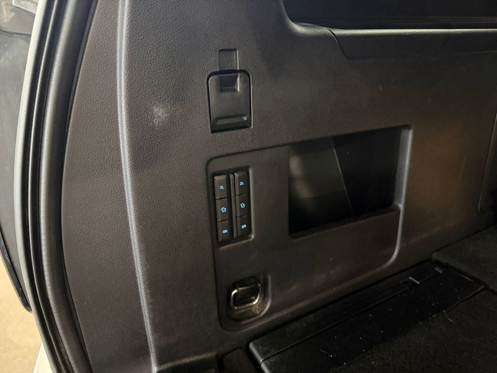 2018 Ford Expedition Max Platinum w/Drivers Assistance & Heavy Duty Tow Pkg