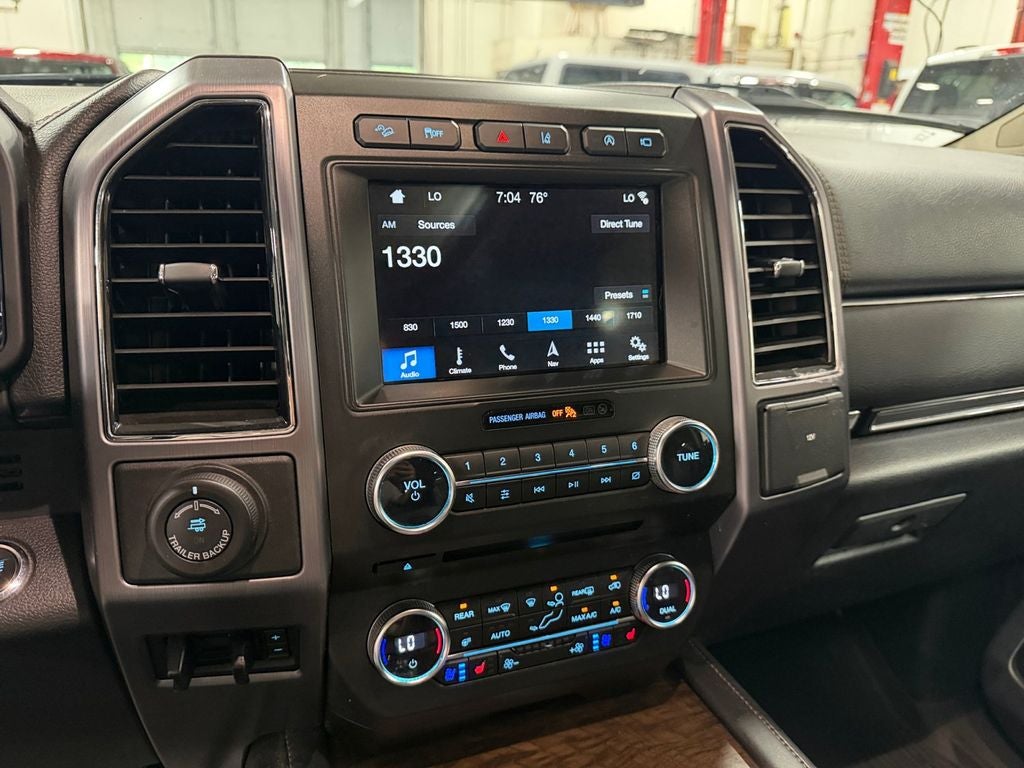 2018 Ford Expedition Max Platinum w/Drivers Assistance & Heavy Duty Tow Pkg