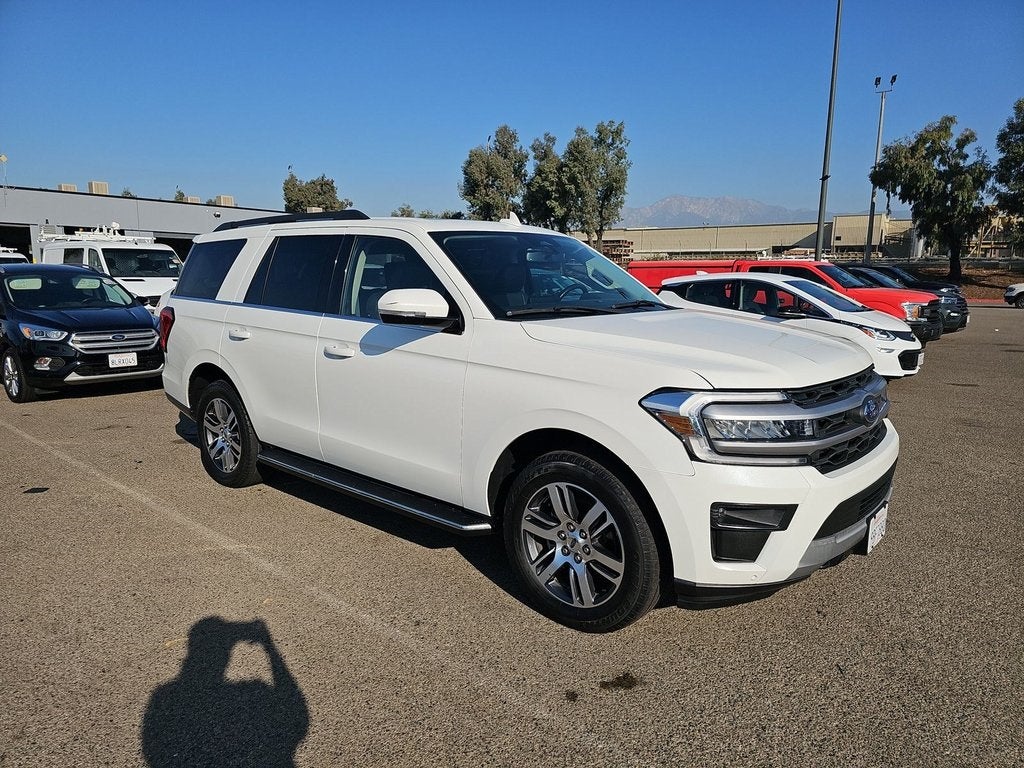 2022 Ford Expedition XLT Texas Edition w/Pano Roof