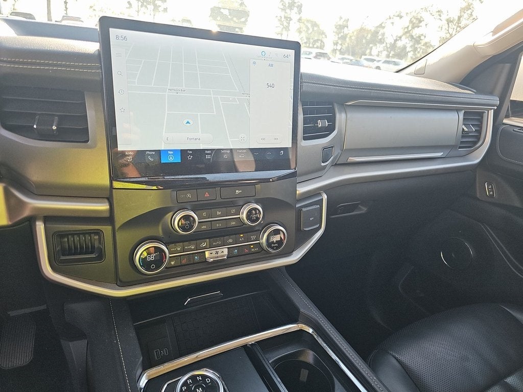 2022 Ford Expedition XLT Texas Edition w/Pano Roof