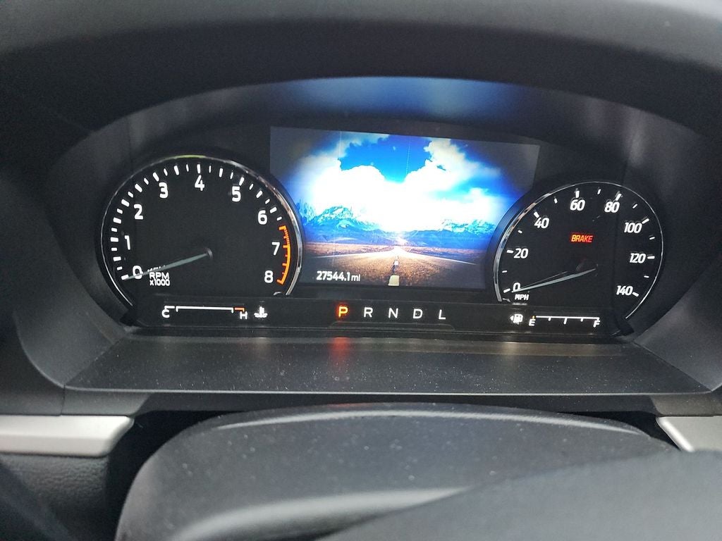 2022 Ford Explorer XLT w/Twin Panel Moonroof & Co-Pilot 360