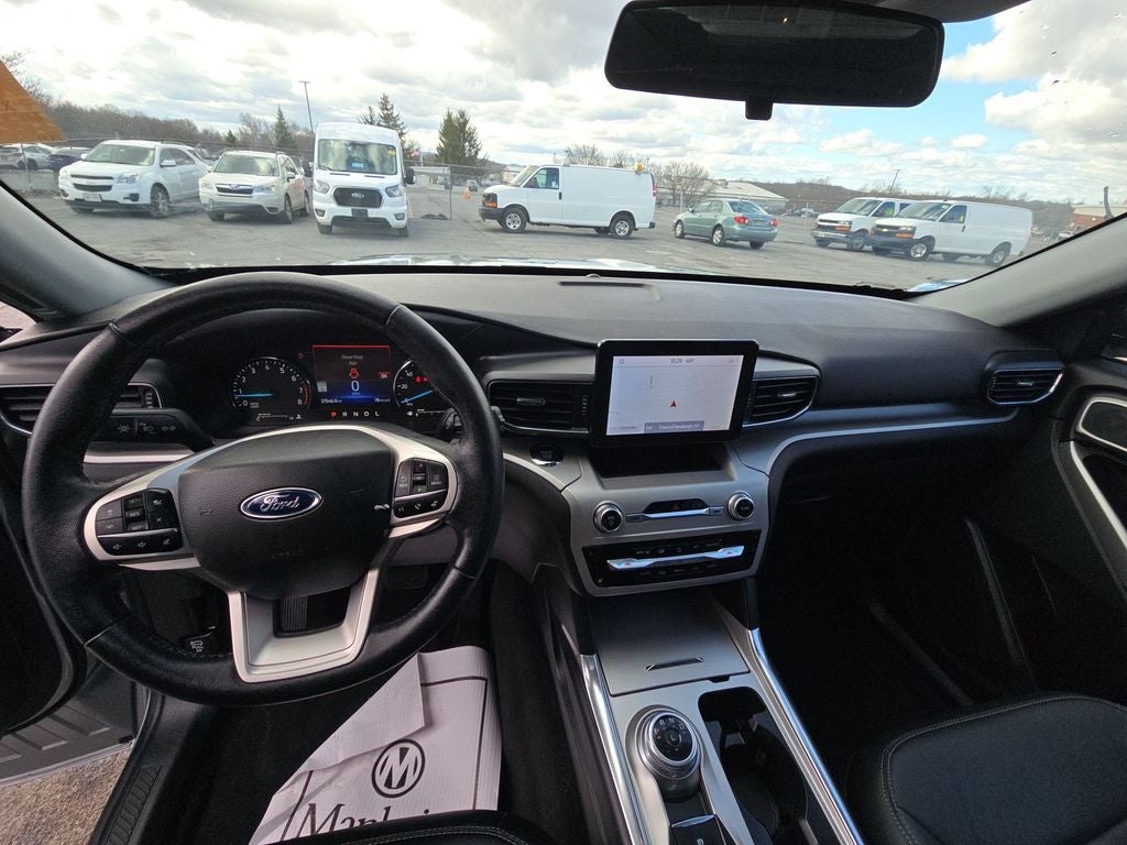 2022 Ford Explorer XLT w/Twin Panel Moonroof & Co-Pilot 360
