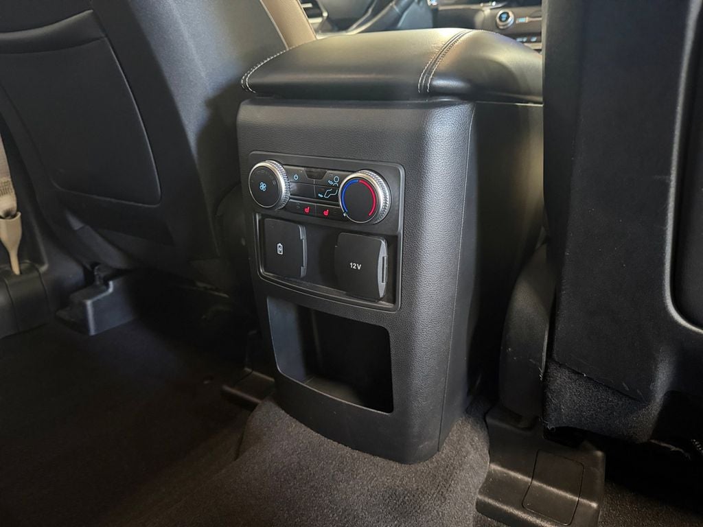 2020 Ford Explorer XLT Twin Panel Roof!