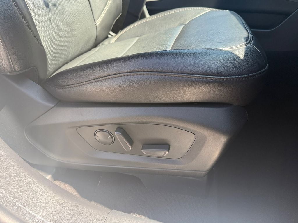 2023 Ford Explorer Limited w/Towing / B&O Sound & Twin Panel Moonroof