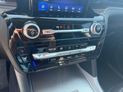 2023 Ford Explorer Limited w/Towing / B&O Sound & Twin Panel Moonroof