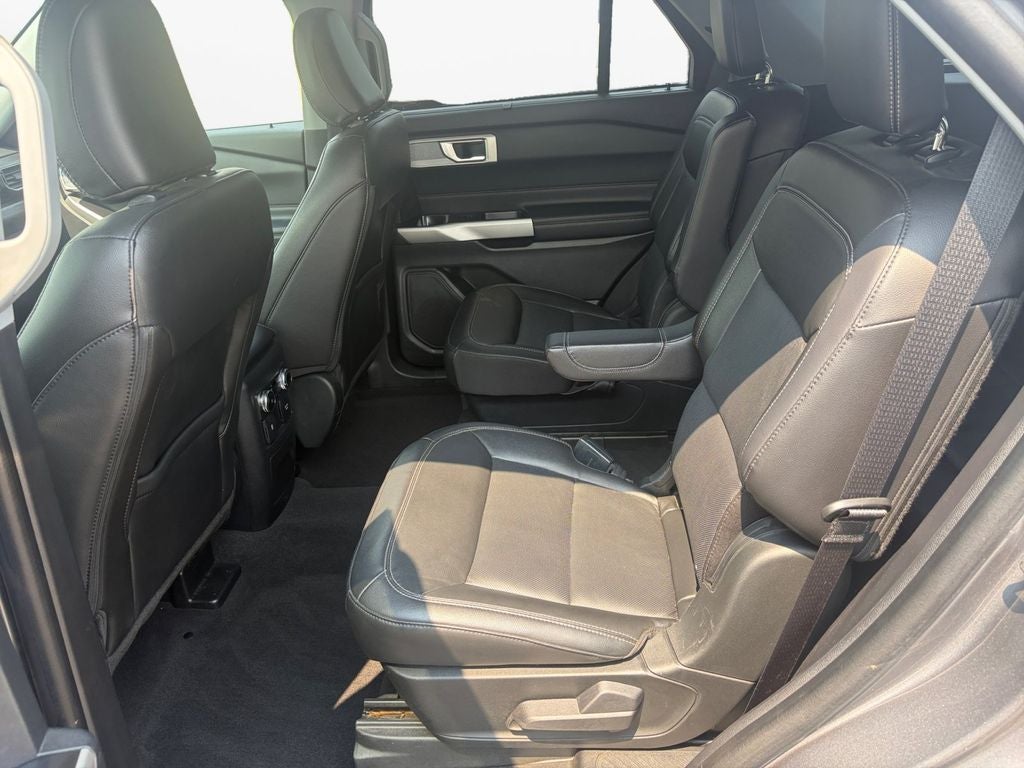 2022 Ford Explorer Limited w/Convenience & Trailer Tow Pkgs