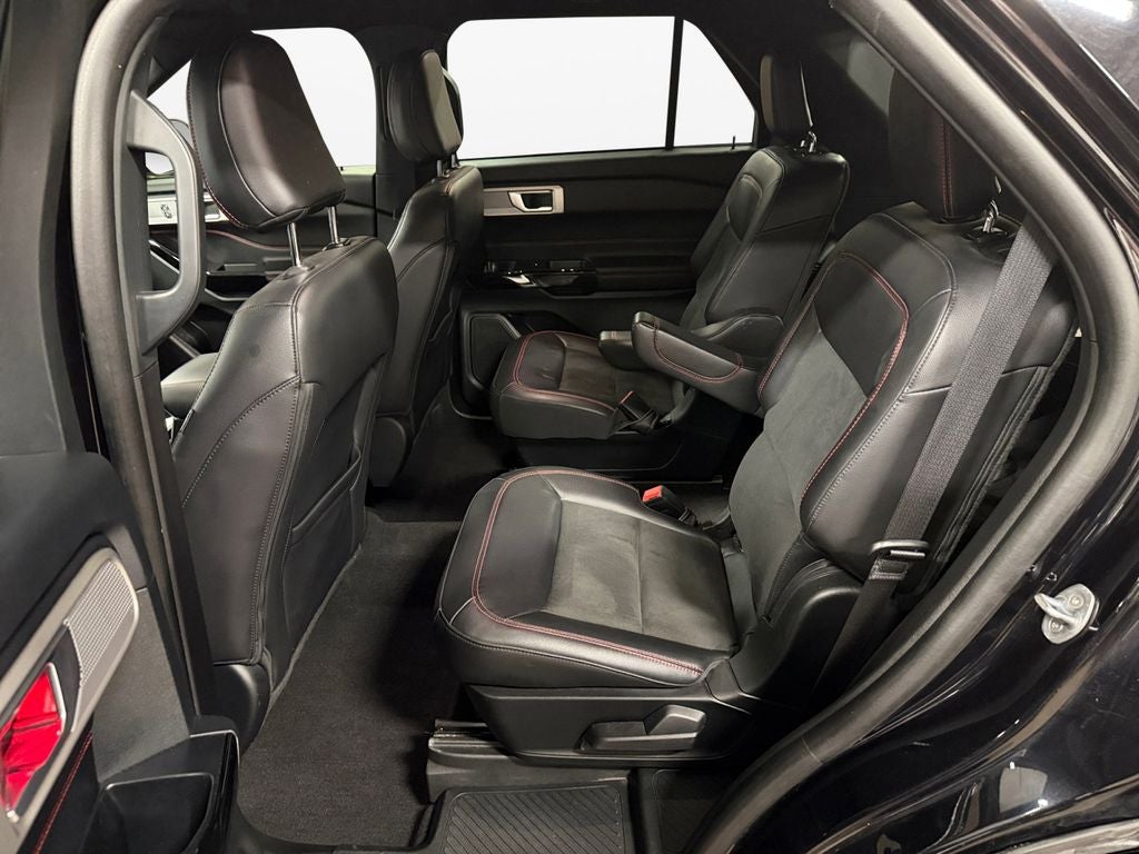 2023 Ford Explorer ST-Line w/Twin Panel Moonroof