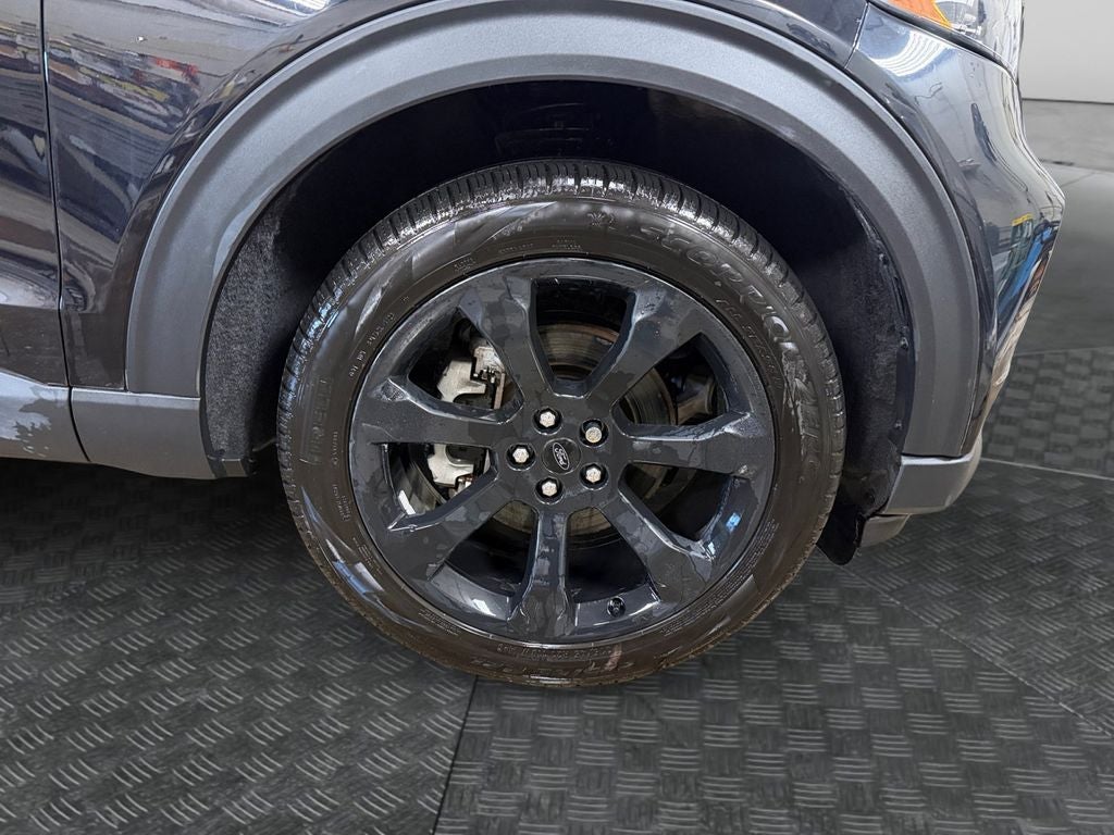 2023 Ford Explorer ST-Line w/Twin Panel Moonroof