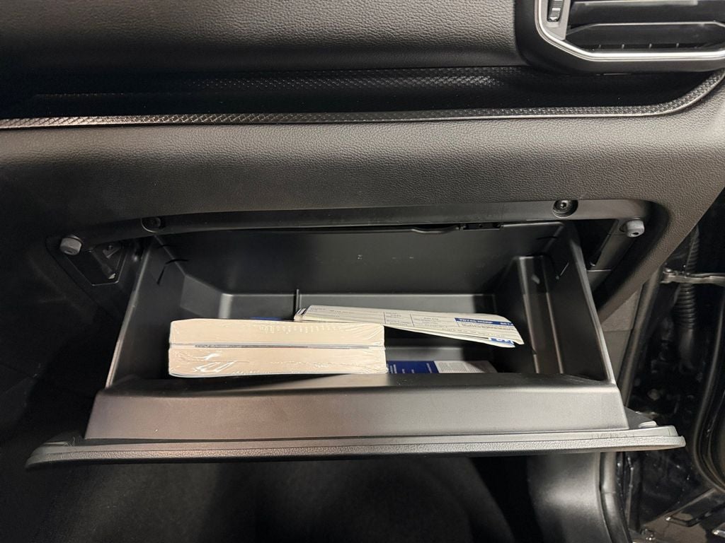 2023 Ford Explorer ST-Line w/Twin Panel Moonroof