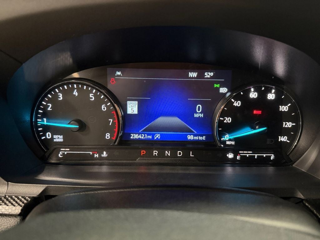 2023 Ford Explorer ST-Line w/Twin Panel Moonroof