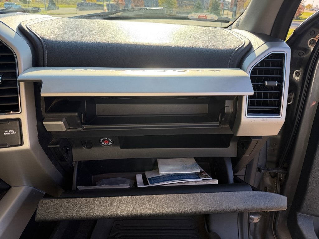 2021 Ford F-250SD Lariat w/Black Appearance & Tremor Off Road Pkgs