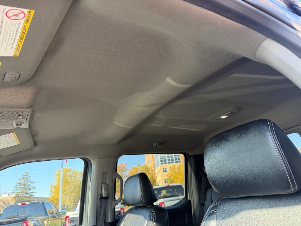 2021 Ford F-250SD Lariat w/Black Appearance & Tremor Off Road Pkgs