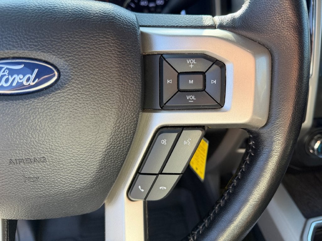 2021 Ford F-250SD Lariat w/Black Appearance & Tremor Off Road Pkgs