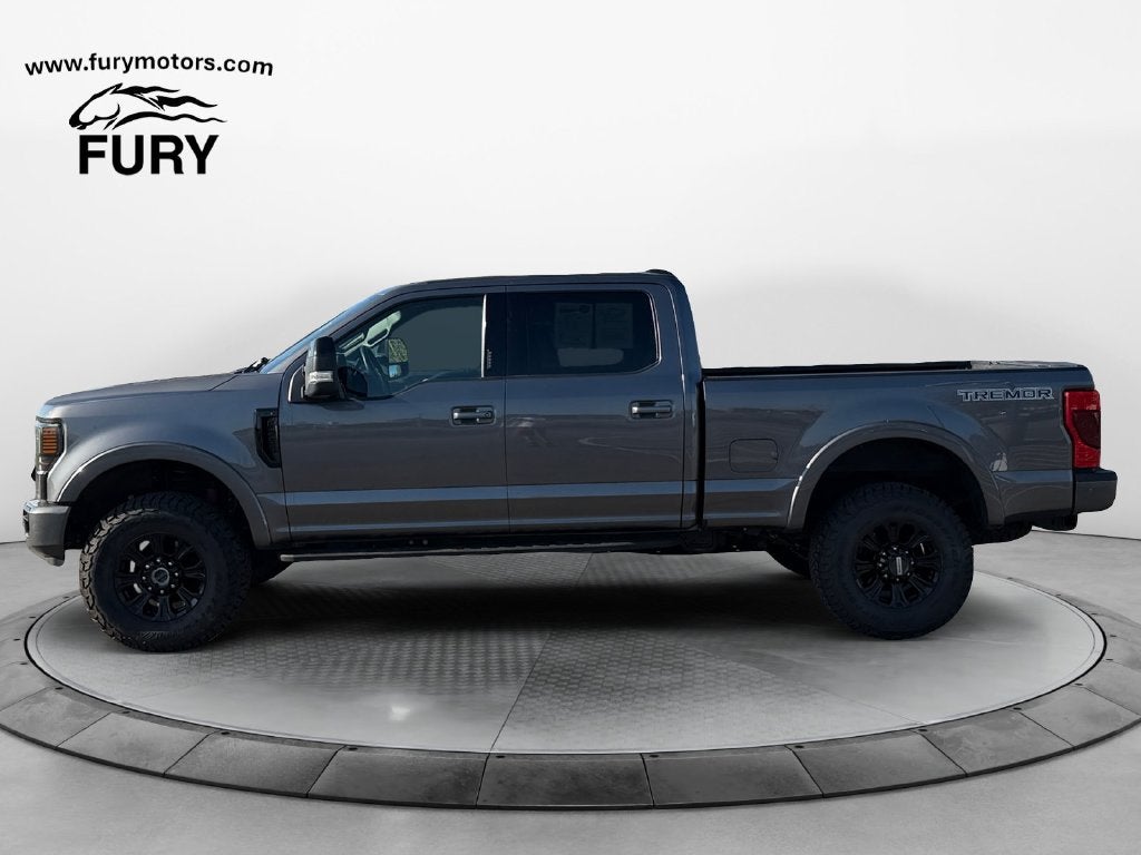 2021 Ford F-250SD Lariat w/Black Appearance & Tremor Off Road Pkgs