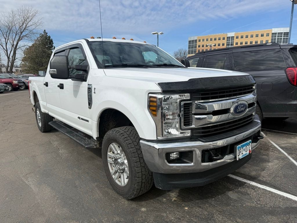 2019 Ford F-250SD XLT w/Preferred Equipt & 5th Wheel Prep Pkg