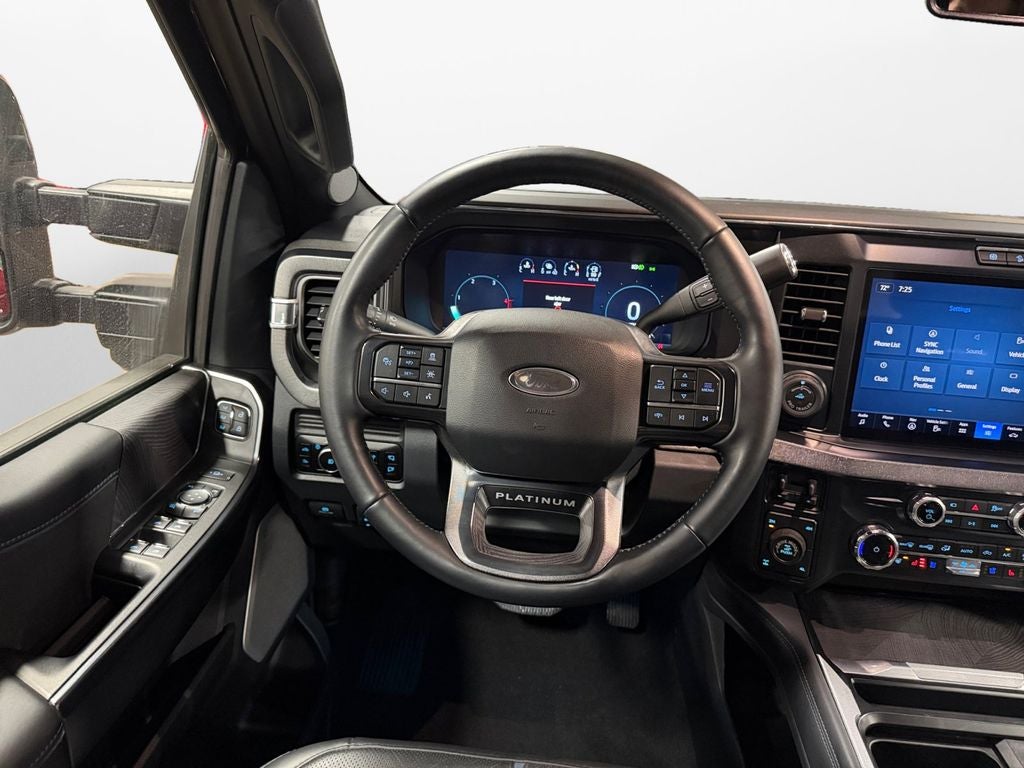 2025 Ford F-250SD Platinum w/Tremor Off Road & 5th Wheel Prep