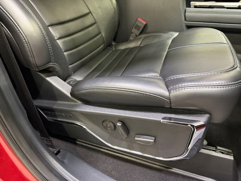 2025 Ford F-250SD Platinum w/Tremor Off Road & 5th Wheel Prep