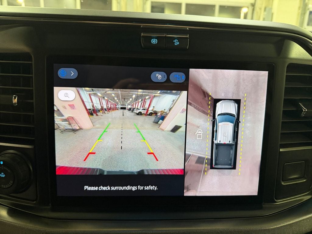 2025 Ford F-250SD Platinum w/Tremor Off Road & 5th Wheel Prep