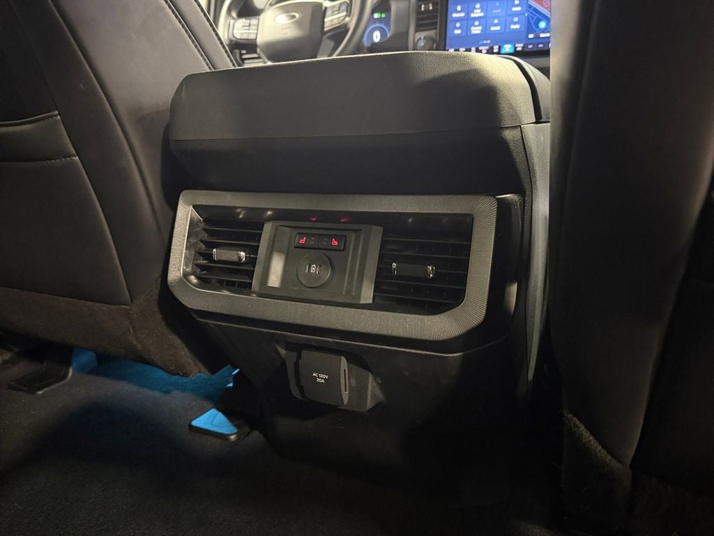 2025 Ford F-250SD Platinum w/Tremor Off Road & 5th Wheel Prep