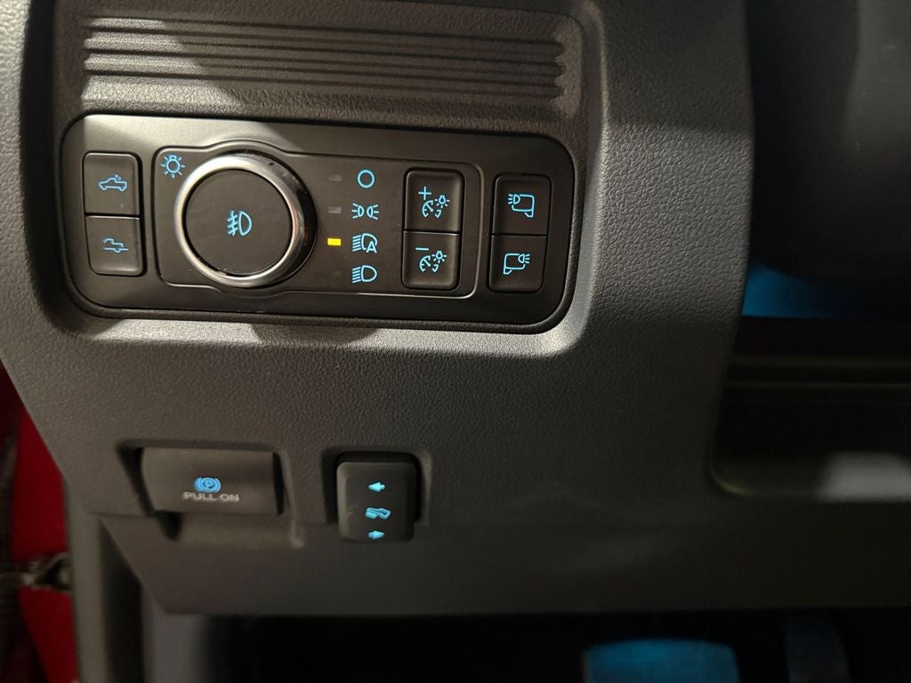 2025 Ford F-250SD Platinum w/Tremor Off Road & 5th Wheel Prep